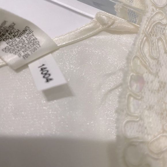 Vintage Victoria’s Secret Lingerie Set Ivory Chamise and Kimono Set Sz Large - Picture 4 of 14